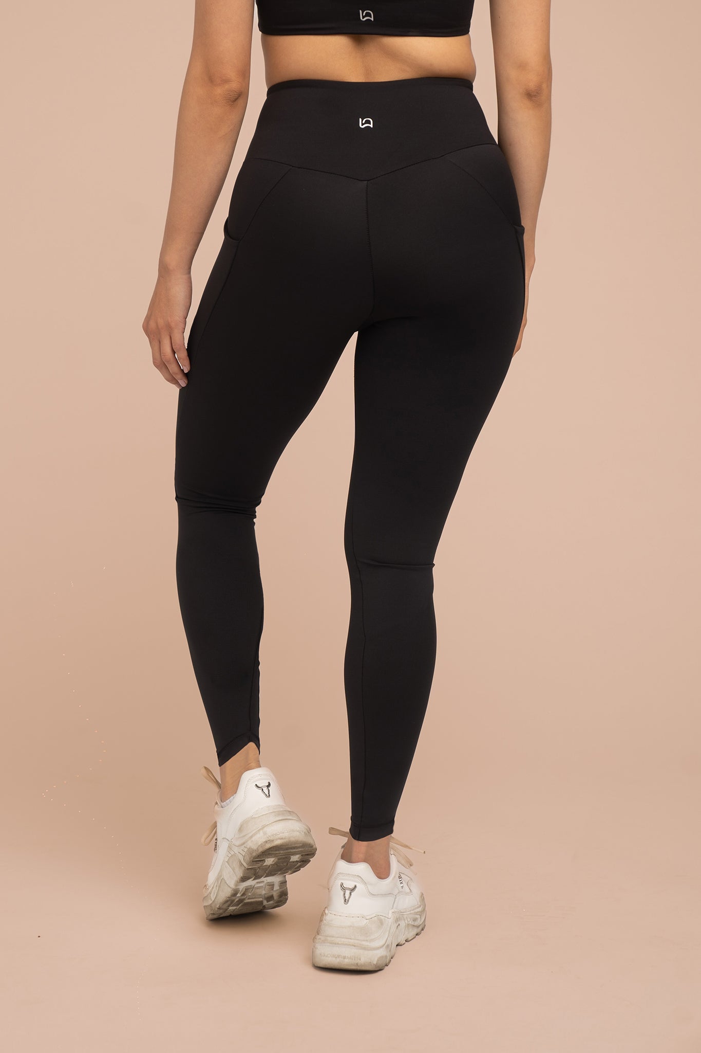 Compressive Wrap Legging with Pockets - Black