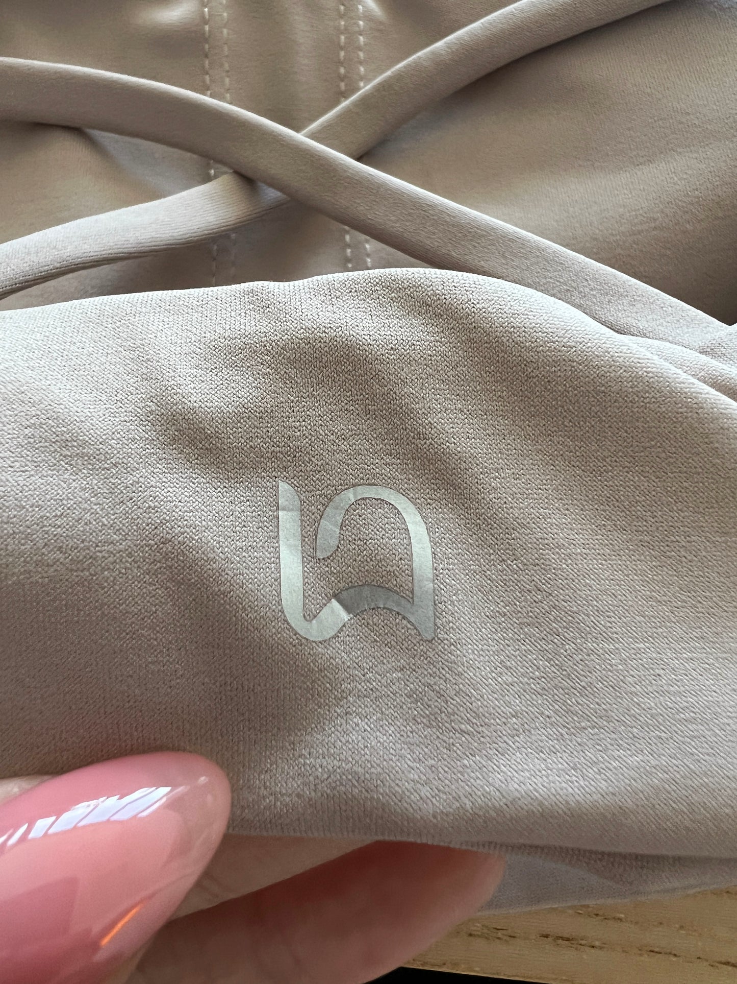LUNIES: Cora Scoopneck / X Back Bra - Almond