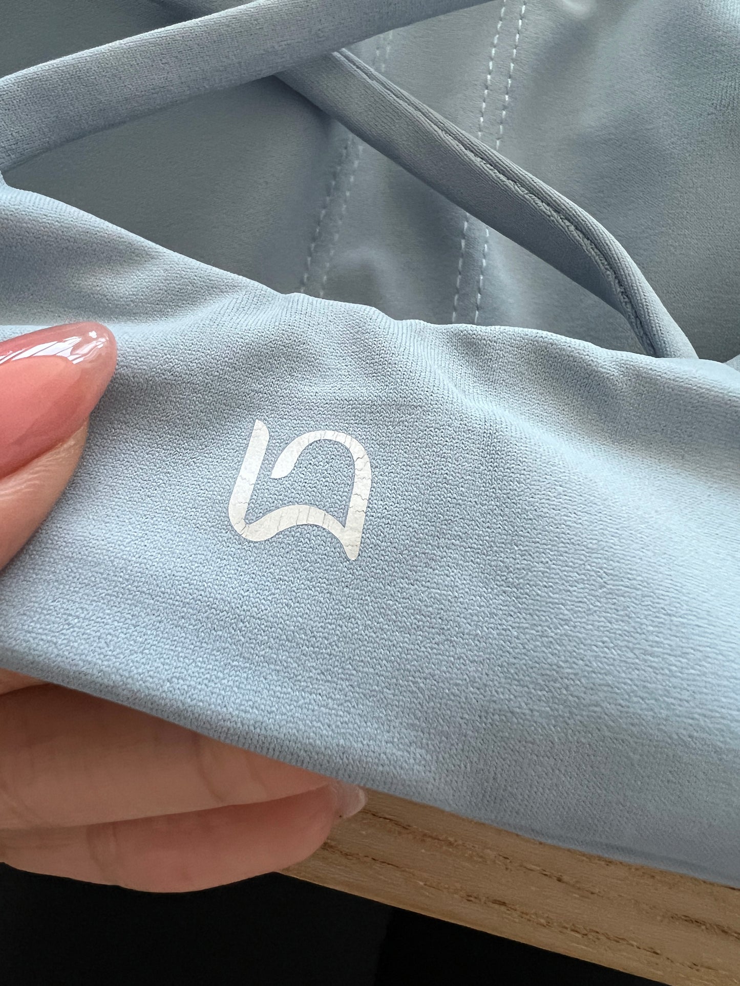 LUNIES: Cora Scoopneck / X Back Bra - Sky