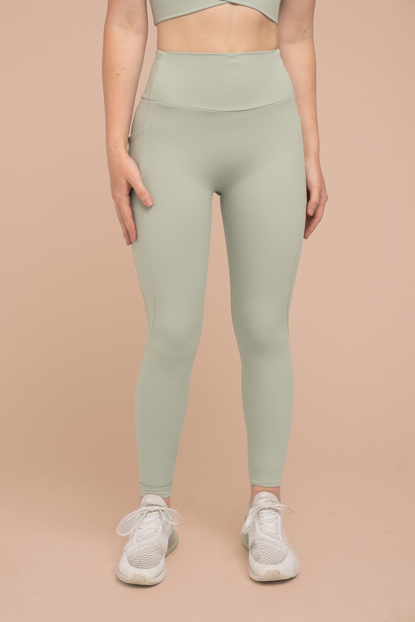 Compressive High-Rise Legging with Pockets - Pistachio