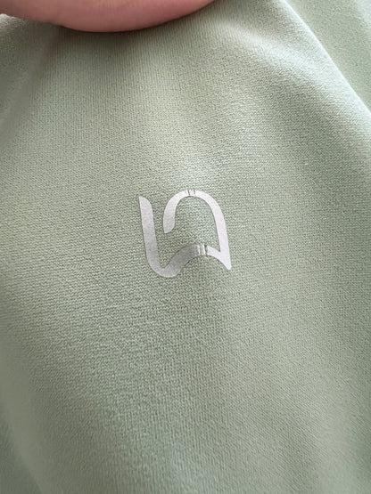 LUNIES: Compressive High-Rise Legging with Pockets - Pistachio